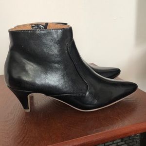 Kitten Heel Ankle Boots sz 8